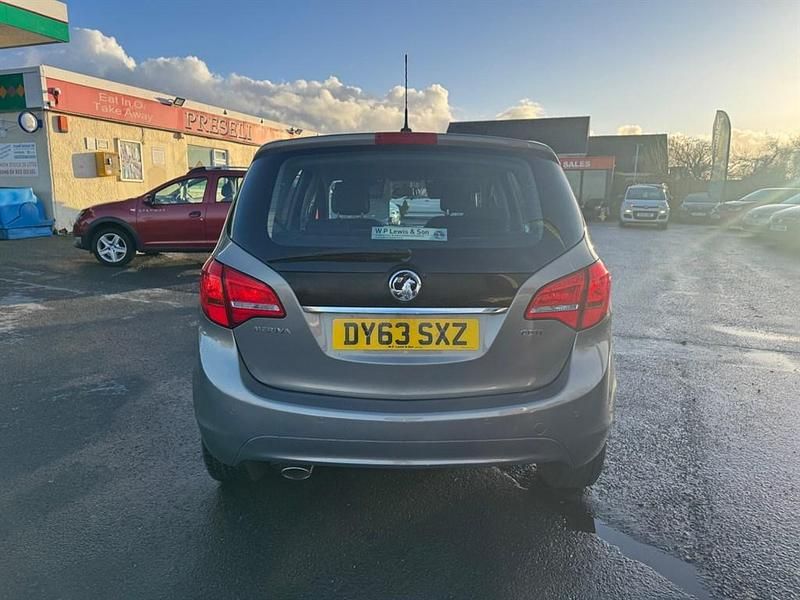 Used Vauxhall Meriva 130 HP (95 kW) 2013 Brown MPV
