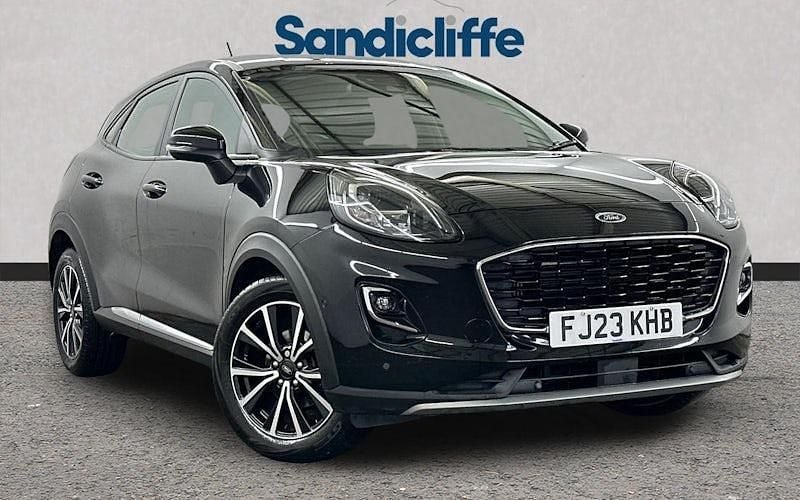 Black Used 2023 Ford Puma Gen-E Titanium Hatchback | £13,995 (Good price) - Image 1/4