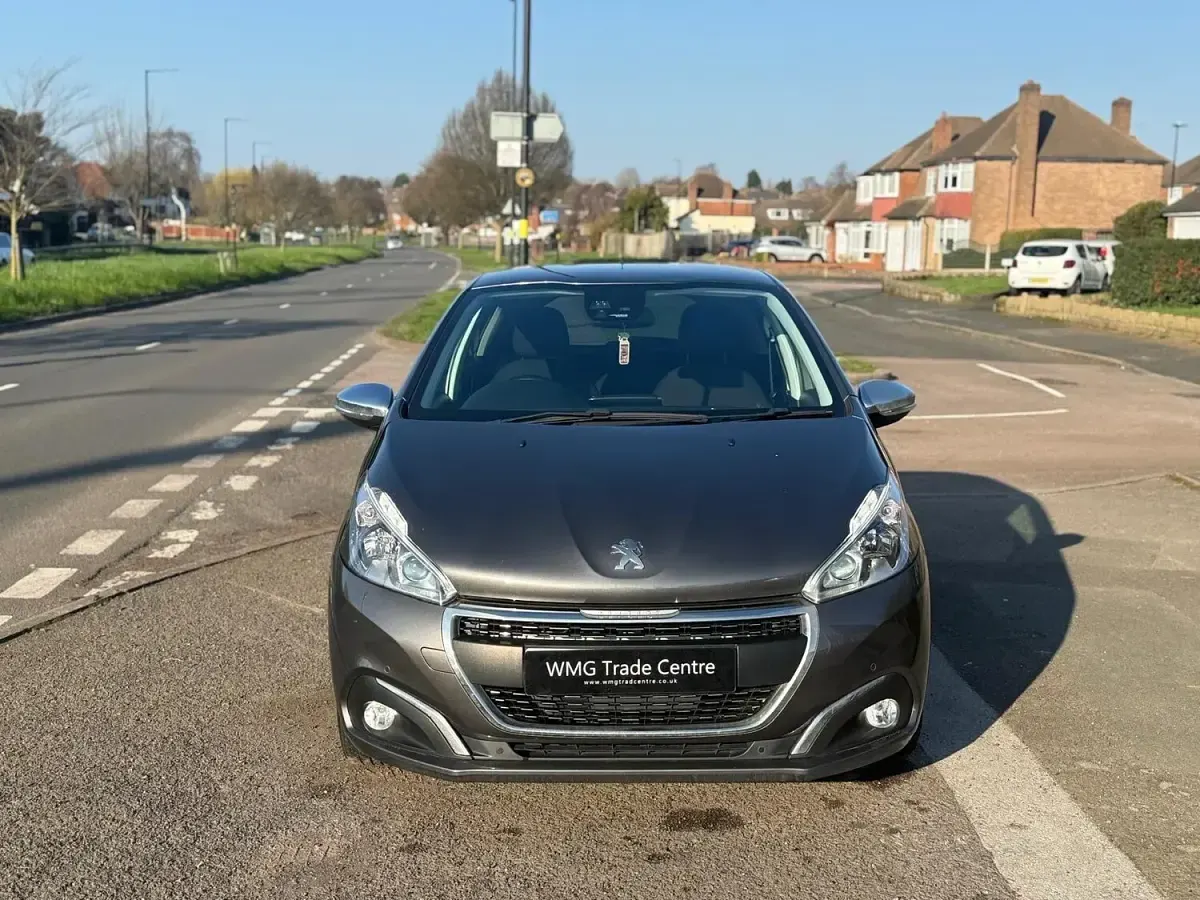 Used Peugeot 208 S 82 HP (60 kW) 2018 Grey Hatchback