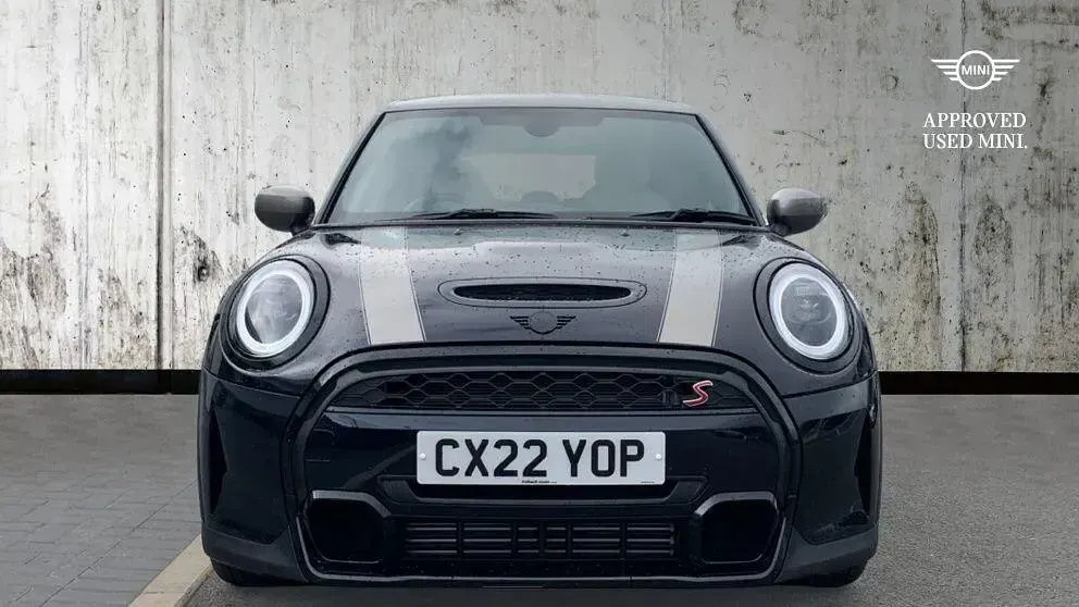 Used Mini Cooper S Exclusive 176 HP (129 kW) 2022 Black Hatchback
