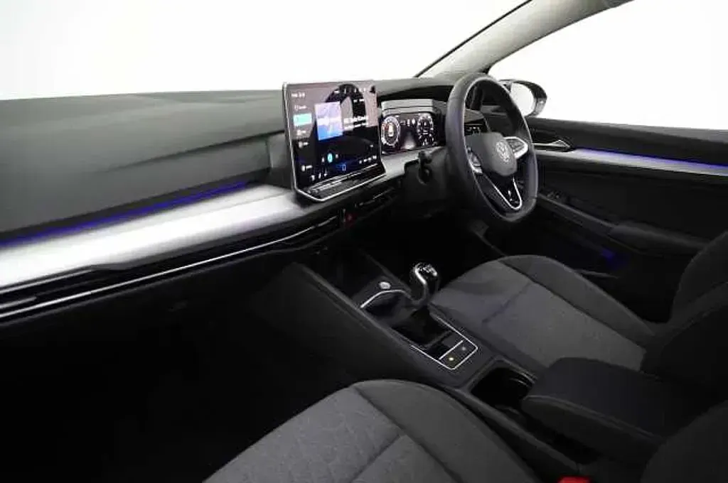 Używany VW Golf VIII 115 KM (84 kW) 2025
