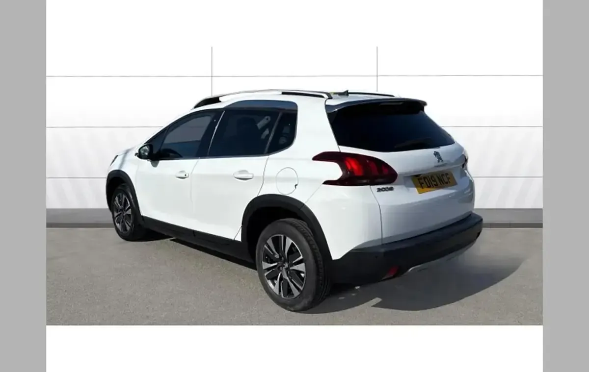 Used Peugeot 2008 Allure Premium 83 HP (61 kW) 2019 White SUV
