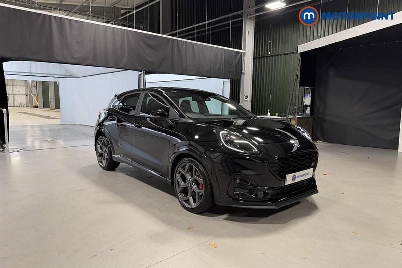 Black Used 2023 Ford Puma ST Hatchback | £21,299 (Fair price) - Image 1/4