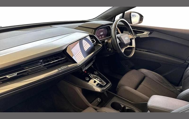 Used Audi Q4 e-tron S-Line 150 kW (204 HP) 2022 Grey SUV