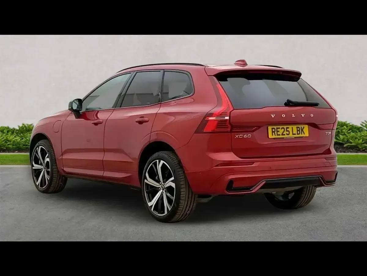 Used Volvo XC60 Ultra 455 HP (334 kW) 2025 Red SUV