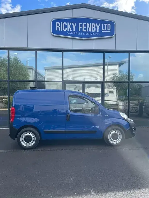 Used Fiat Fiorino 80 HP (58 kW) 2019 Blue MPV