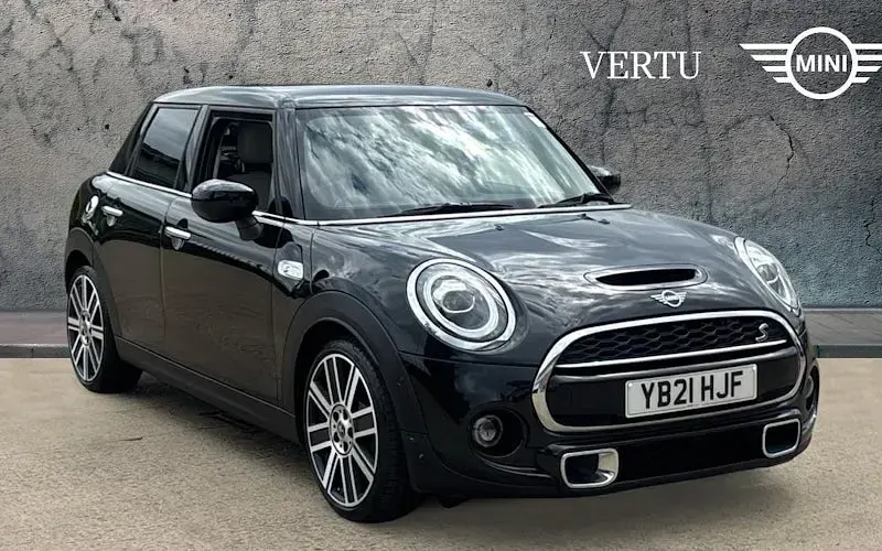 Used Mini Cooper S Exclusive 192 HP (141 kW) 2021 Hatchback