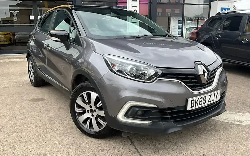 Used Renault Captur Play 90 HP (66 kW) 2019 SUV