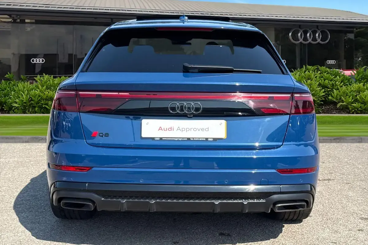 Used Audi Q8 Black Edition 286 HP (210 kW) 2024 Blue SUV