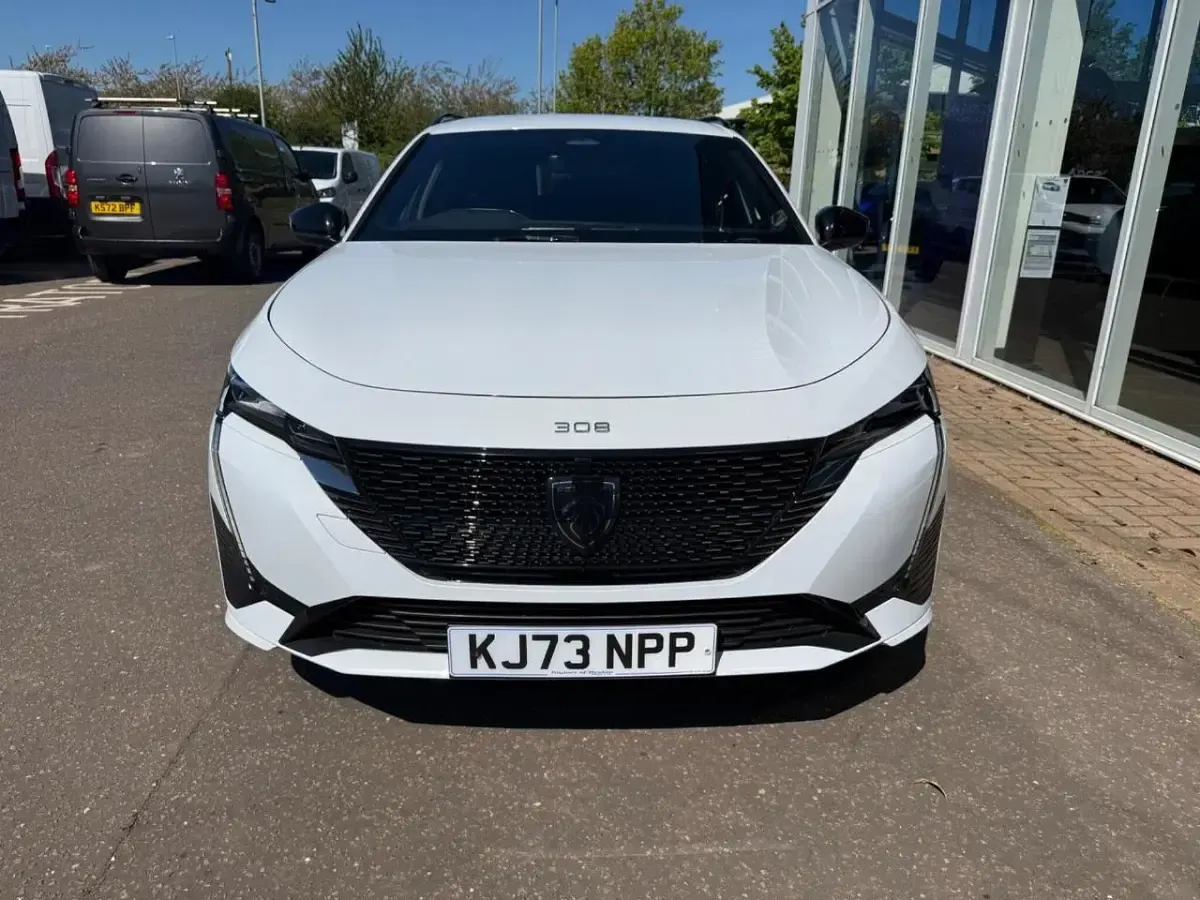 Usado Peugeot 308 GT 114 kW (156 HP) 2024 Branco Carrinha
