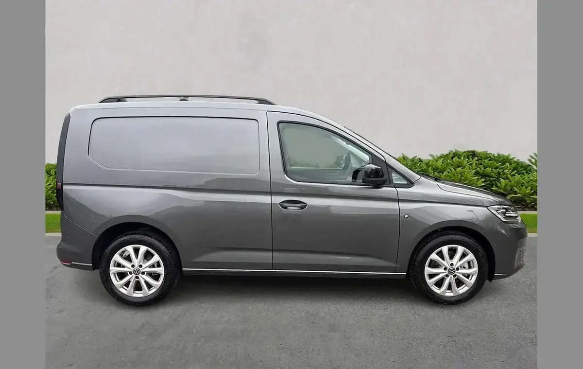 Used VW Caddy Pro 113 HP (83 kW) 2026 Grey MPV