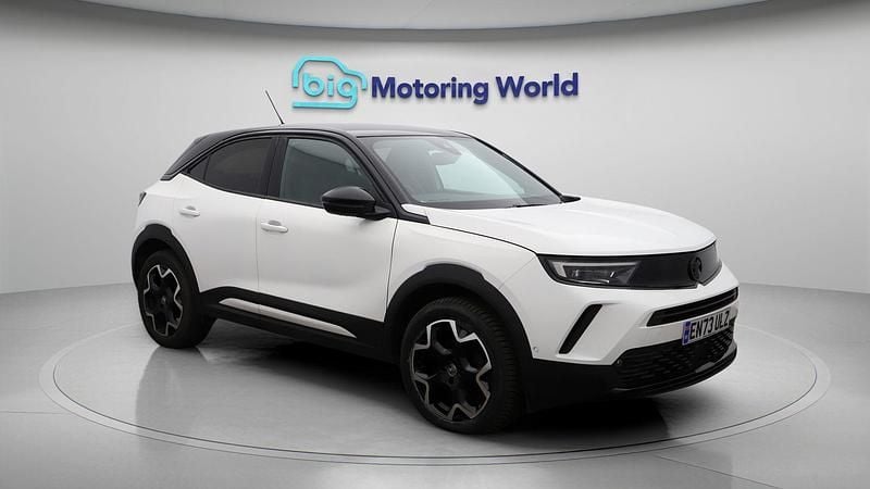 White Used 2024 Vauxhall Mokka Ultimate SUV | £15,575 (Fair price) - Image 1/4