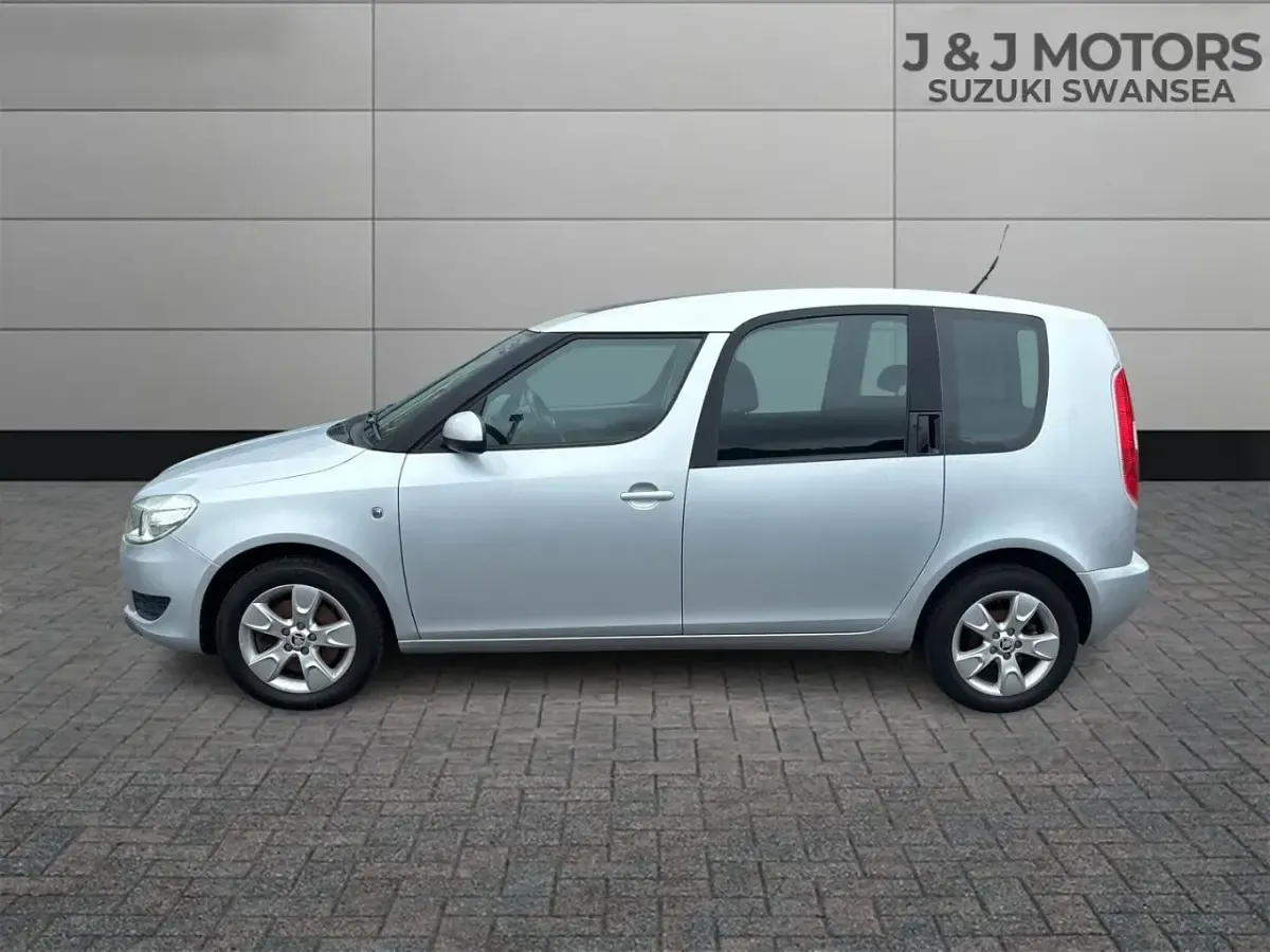 Used Skoda Roomster SE 105 HP (77 kW) 2015 Silver MPV