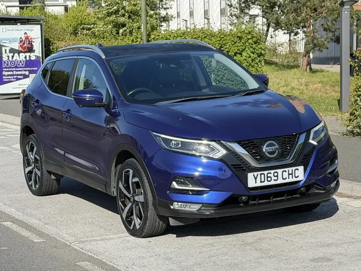 Używany Nissan Qashqai Tekna 2019 Niebieski SUV
