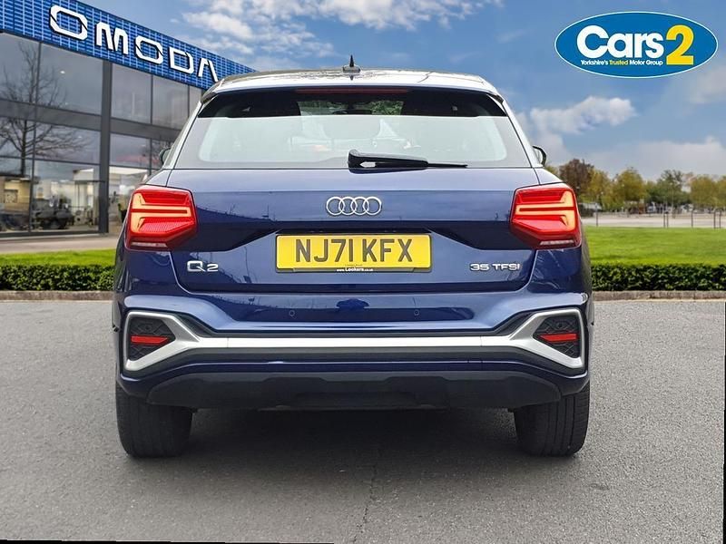 Used Audi Q2 S-Line 190 HP (139 kW) 2021 Blue SUV