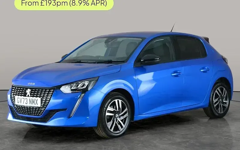 Used Peugeot 208 Allure+ 102 HP (75 kW) 2023 Hatchback