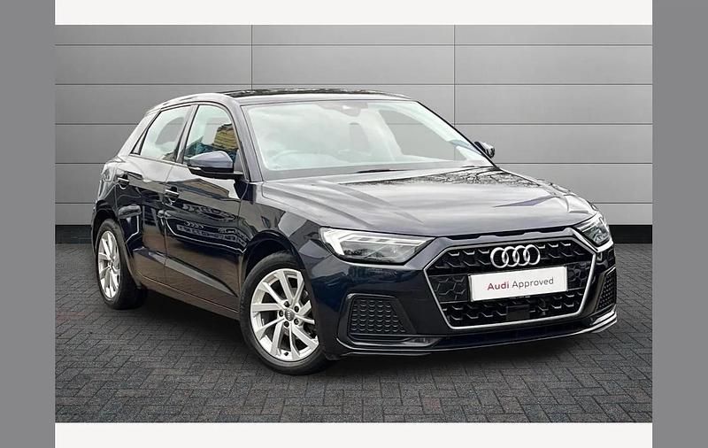 Used Audi A1 Sport 95 HP (69 kW) 2019 Blue SUV