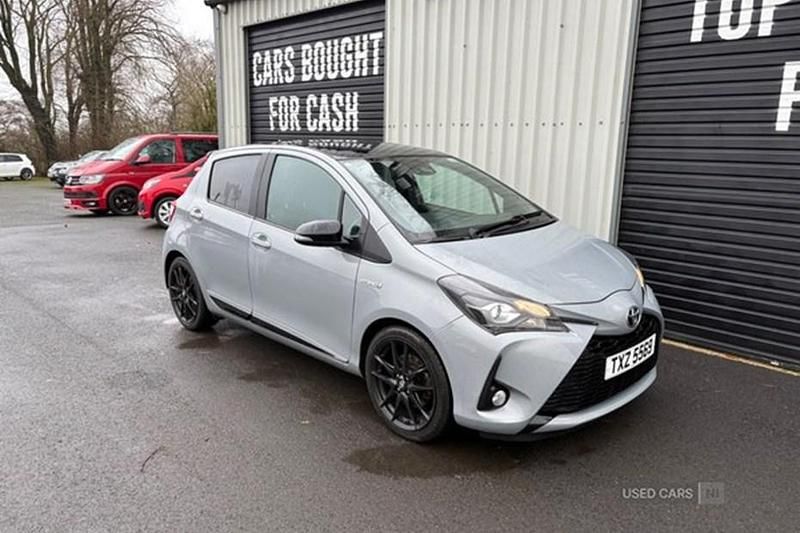 Used Toyota Yaris Hybrid 2020