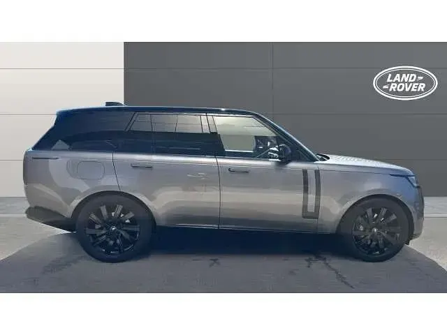 Używany Land Rover Range Rover SE 300 KM (220 kW) 2023 Other SUV