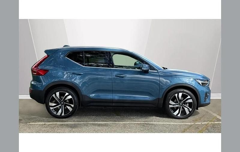 Used Volvo XC40 Ultra 163 HP (119 kW) 2024 Blue SUV