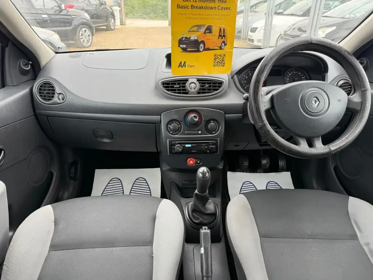 Used Renault Clio Extreme 2009 Black Hatchback