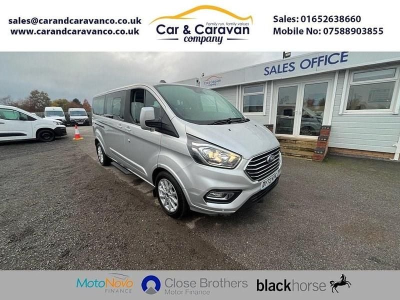 Used Ford Tourneo Custom Titanium 130 HP (95 kW) 2022 Silver Van