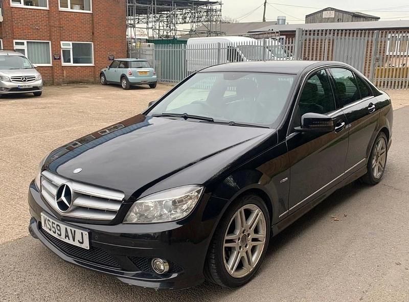 Used Mercedes C220 170 HP (125 kW) 2010 Black Sedan