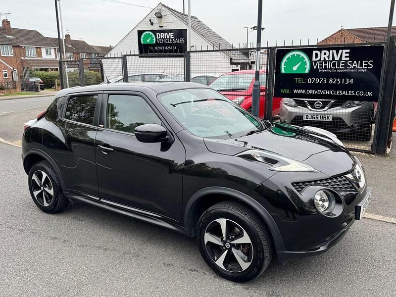 Black Used 2019 Nissan Juke SUV | £8,495 (Fair price) - Image 1/3
