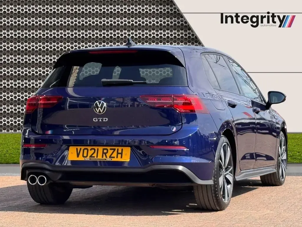 Used VW Golf VII GTD 197 HP (144 kW) 2021 Blue Hatchback