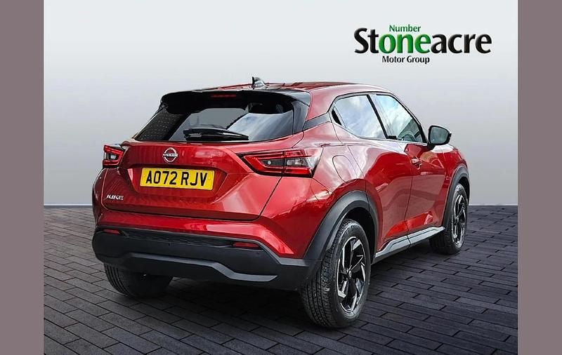 Used Nissan Juke N-Connecta 112 HP (82 kW) 2022 Red SUV