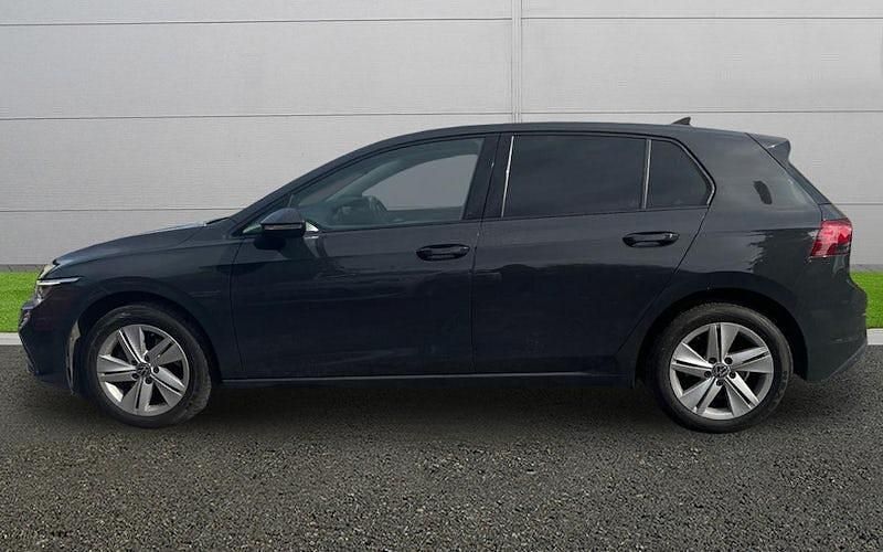 Used VW Golf VIII Life 110 HP (80 kW) 2024 Hatchback