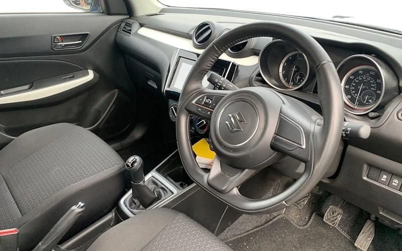 Used Suzuki Swift SZ-T 90 HP (66 kW) 2020 Blue Hatchback