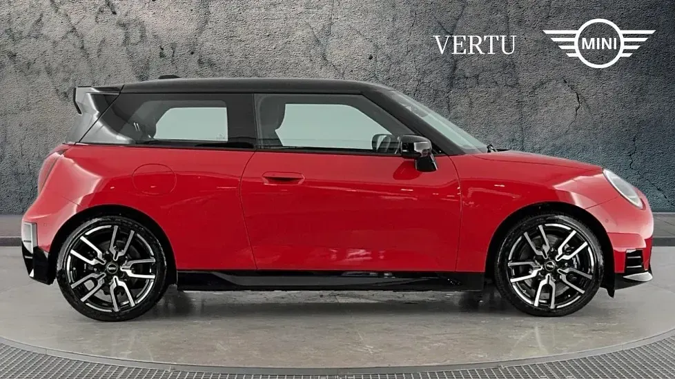 Used Mini Cooper Hatch 135 kW (184 HP) 2025 Red Hatchback