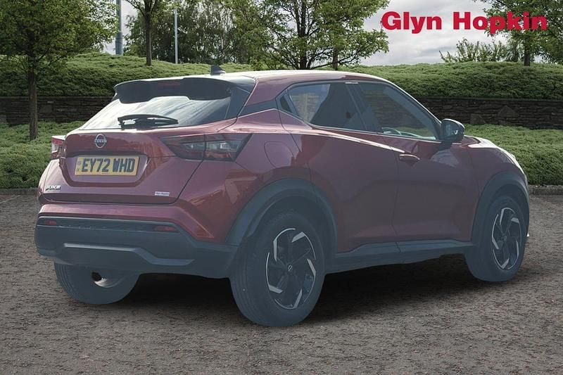 Used Nissan Juke N-Connecta 114 HP (83 kW) 2023 Red SUV