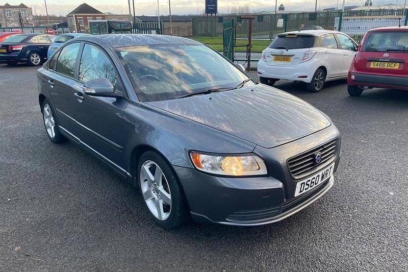 Grey Used 2010 Volvo S40 SE Sedan | £2,295 (Good price) - Image 1/1