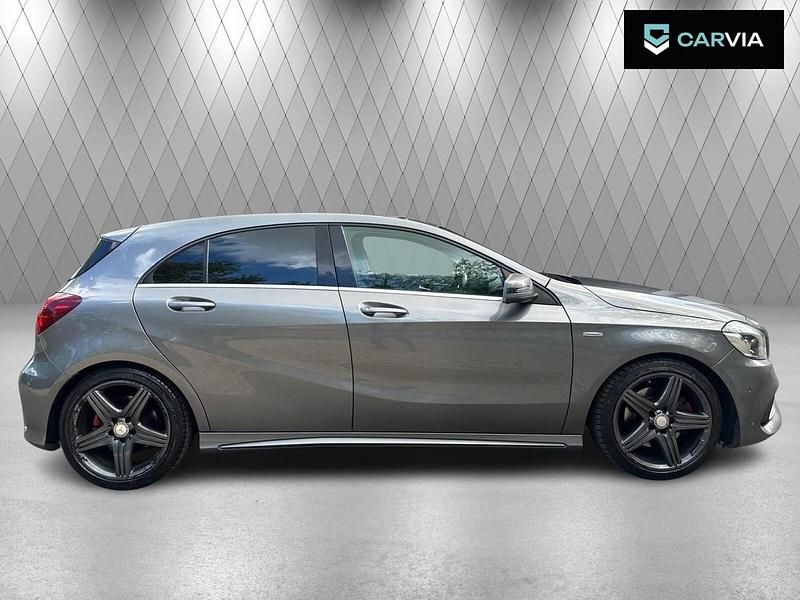 Begagnad Mercedes A250 AMG 2016 Grå Halvkombi