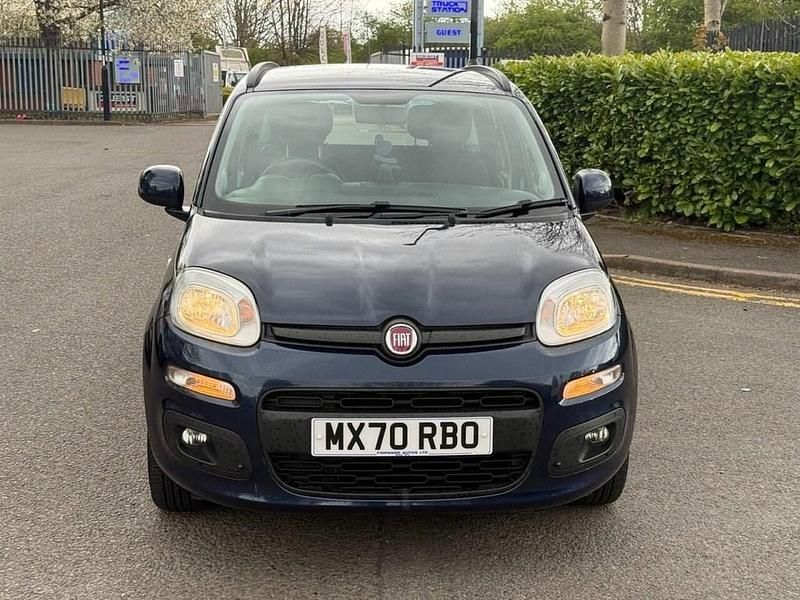 Usado Fiat Panda Lounge 69 HP (50 kW) 2020 Azul Citadino