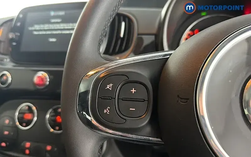 Used Fiat 500 69 HP (50 kW) 2023 Black Hatchback