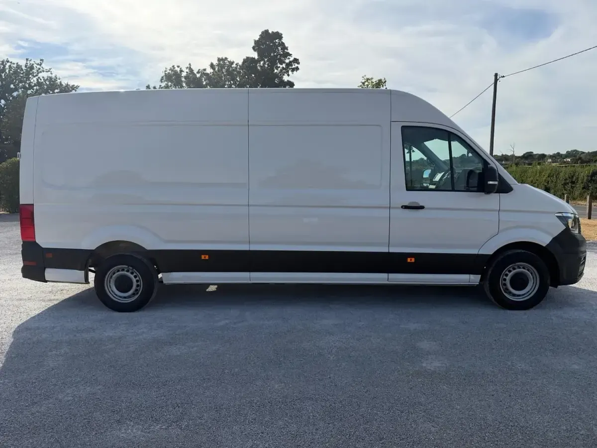Used VW Crafter Startline 140 HP (102 kW) 2022 White Van