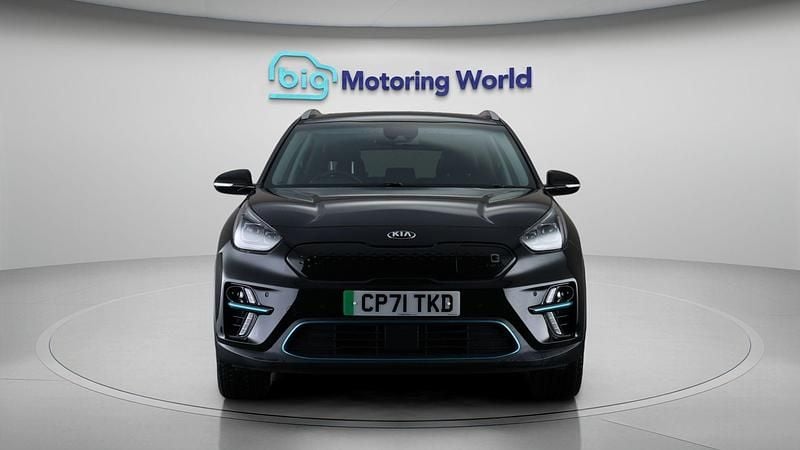 Used Kia e-Niro Plus 147 kW (201 HP) 2022 Black SUV