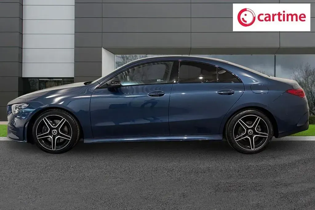 Used Mercedes CLA220 Executive 190 HP (139 kW) 2022 Blue Sedan