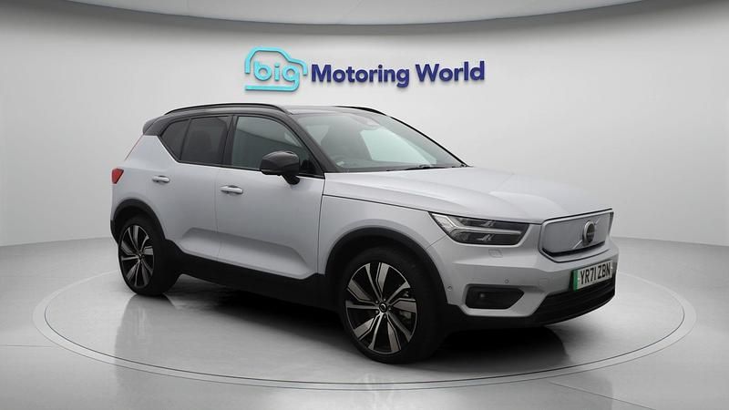 Used 2021 Volvo XC40 Pro SUV | £25,800 (Good price) - Image 1/4