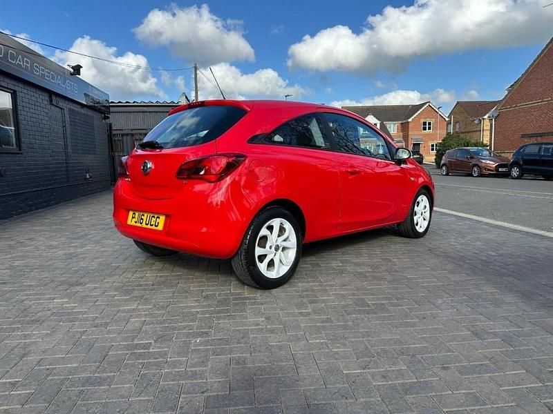 Used Vauxhall Corsa 75 HP (55 kW) 2016 Red Hatchback