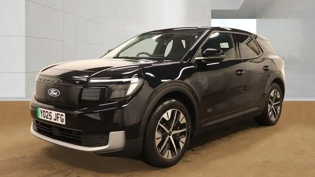 Used Ford Explorer Select 210 kW (286 HP) 2025 Black SUV