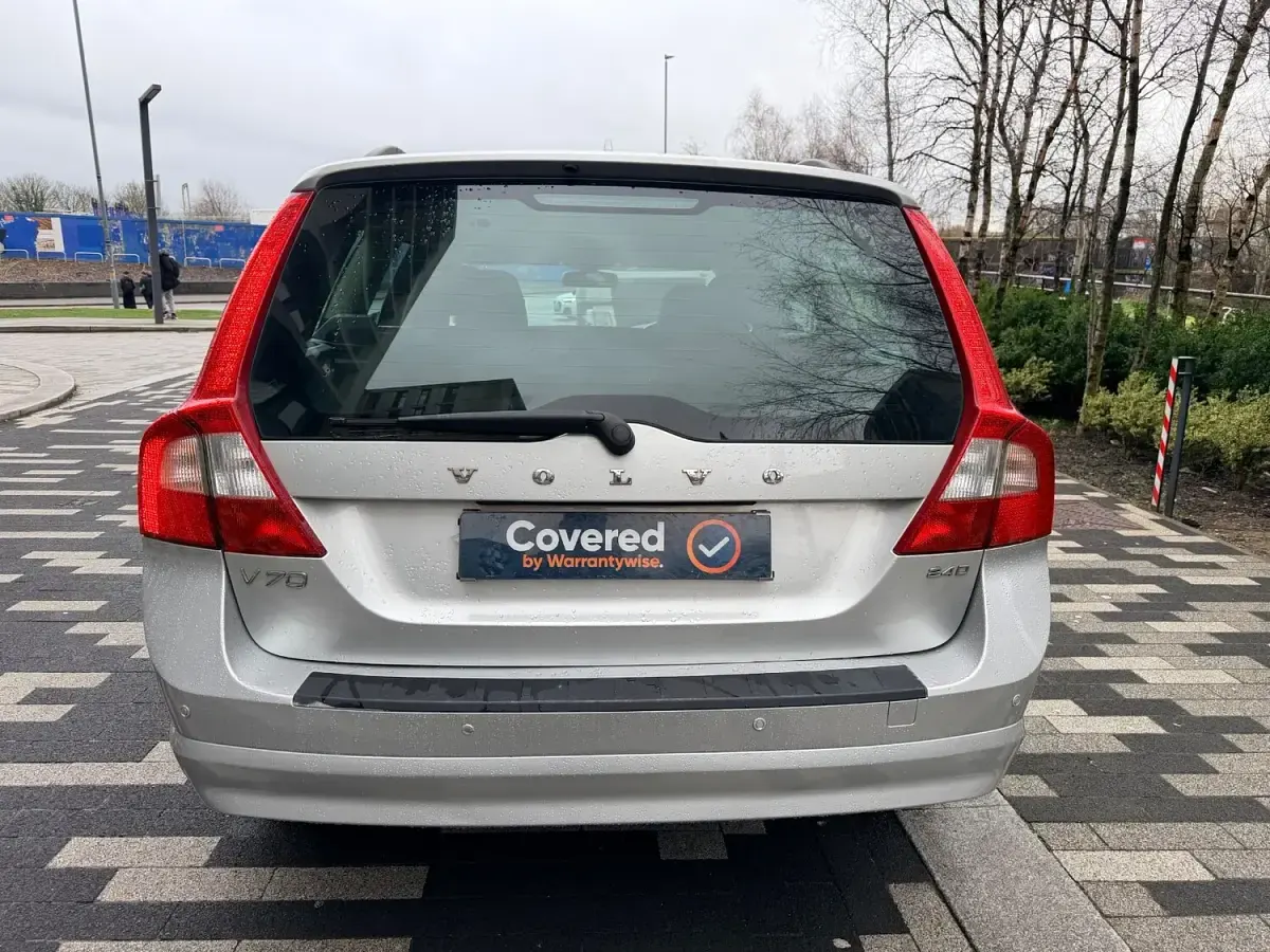 Used Volvo V70 SE 2007 Silver Estate