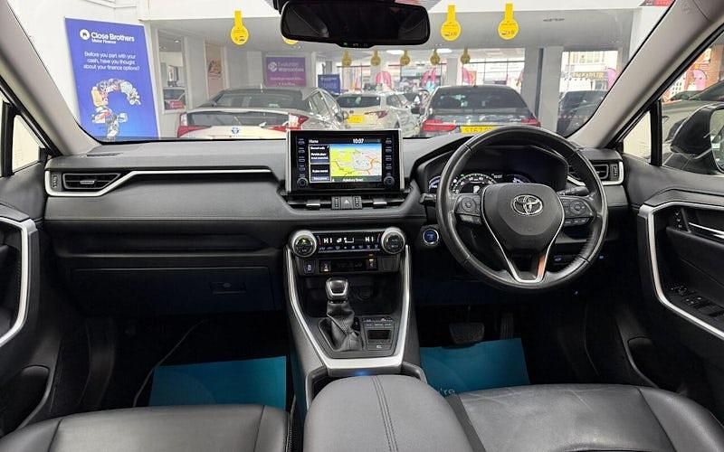 Used Toyota RAV4 Active 143 HP (105 kW) 2017 SUV