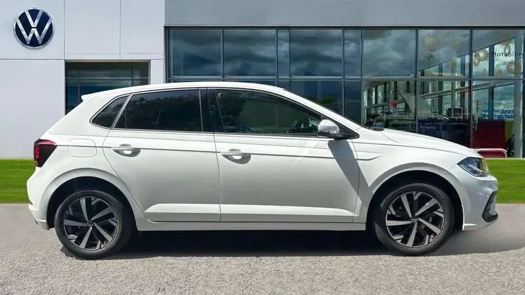 New VW Polo Match 95 HP (69 kW) 2026 Pure white Hatchback