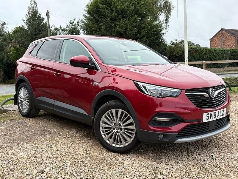 Red Used 2018 Vauxhall Grandland X Sport SUV | £9,338 (Fair price) - Image 1/4