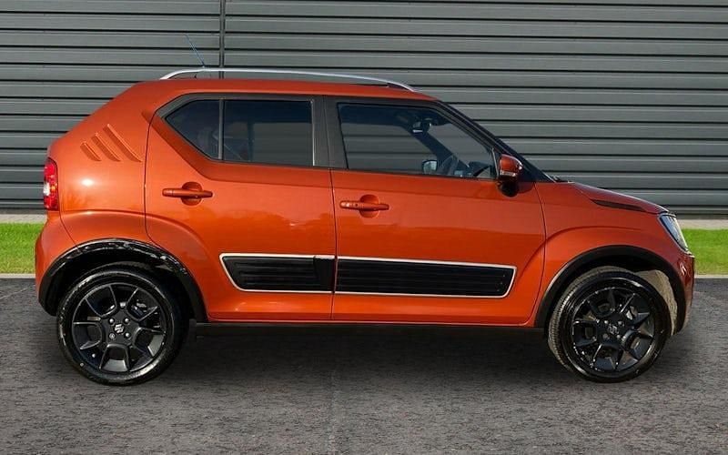 Used Suzuki Ignis SZ5 83 HP (61 kW) 2023 Orange SUV
