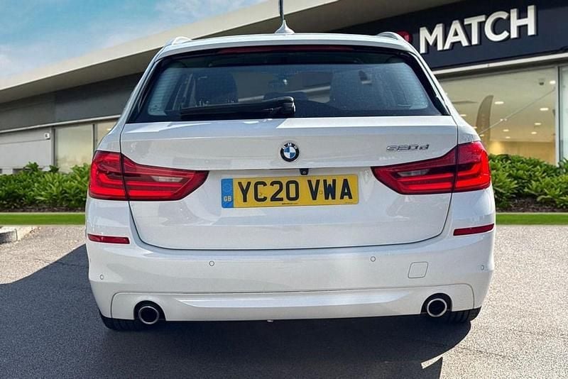 Used BMW 520 Comfort Edition 2020 White Estate